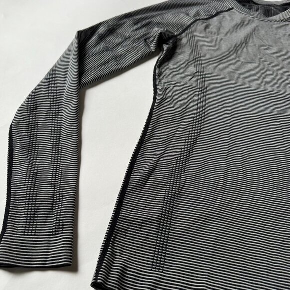 Figs Womens S Salta Underscrub Top Shirt Stripe Black White Long Sleeve Seamless - Picture 4 of 10